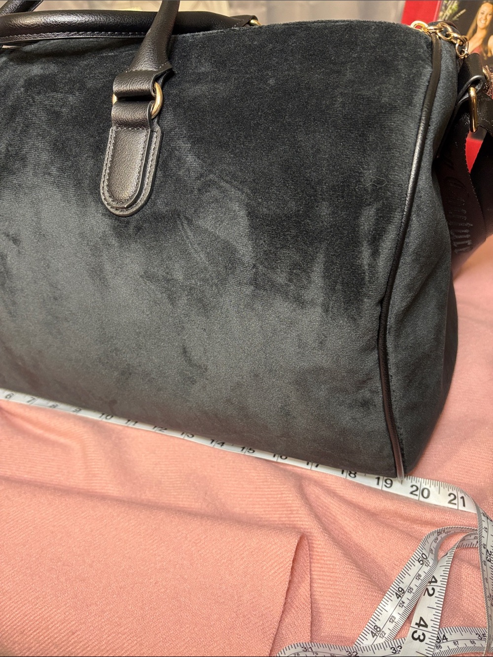 NWT Juicy Couture Black Velvet Weekender Boston Bag Adjustable Strap 19x10 - Picture 7 of 16